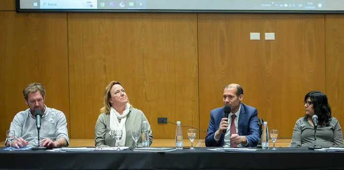 WEB-PERSENTACION-EXPORURAL-30-696x344