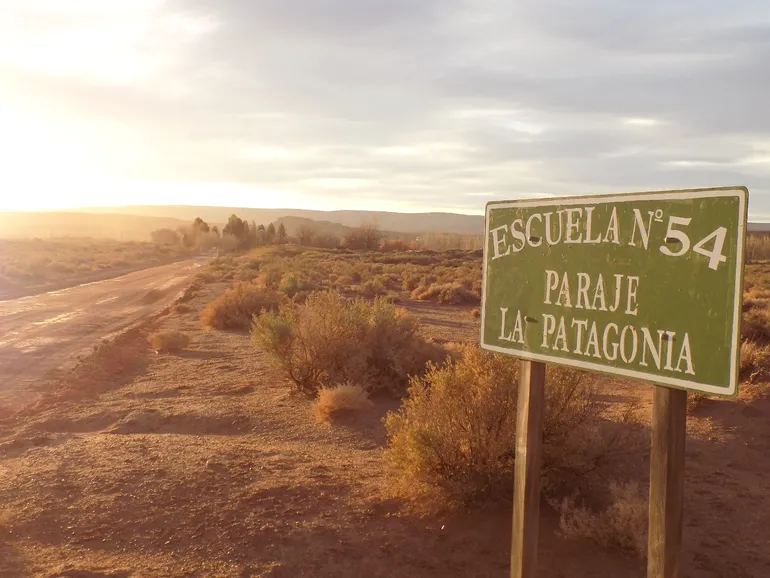 escuela-ubicada-cercanias-del-fortin-1jpg