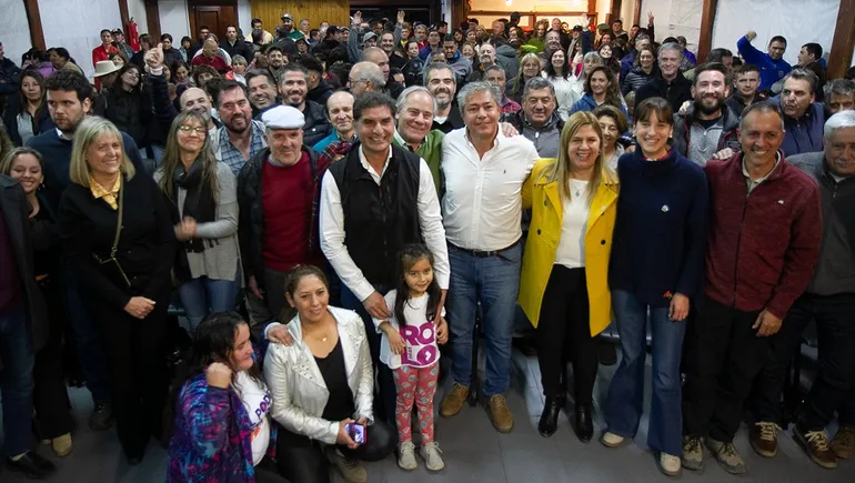 rolando-figueroa-acto-villa-la-angostura