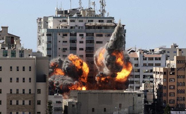 jala-towergaza-cityisrael-airstrike650_625x300_15_May_21