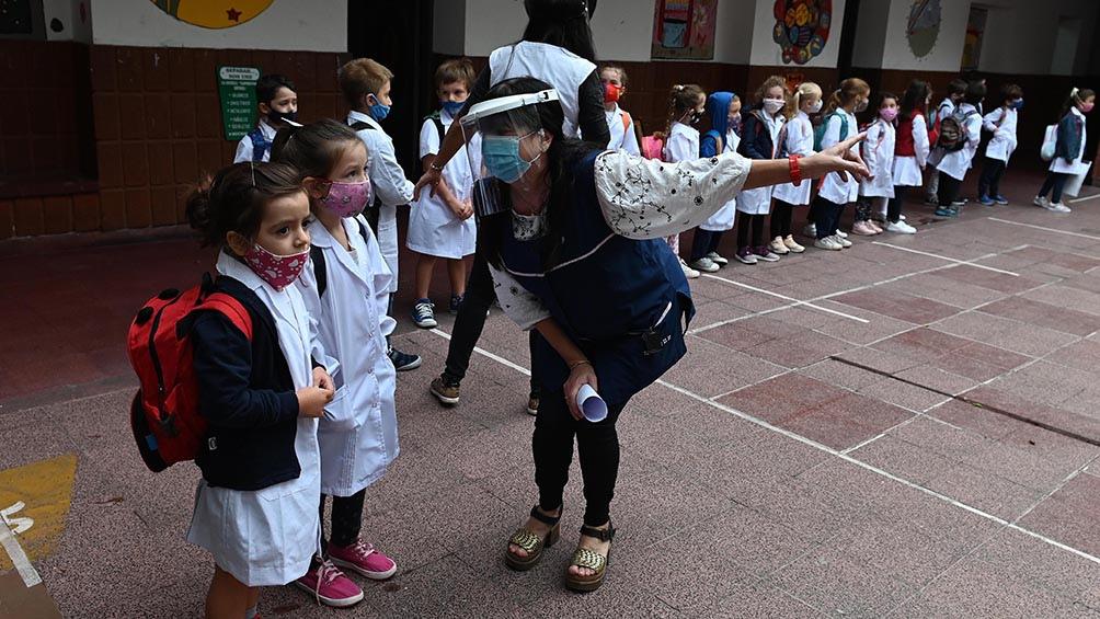 Niños en la escuala