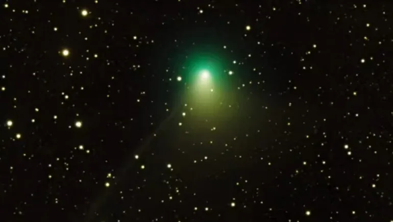cometa-verde-argentina (1)
