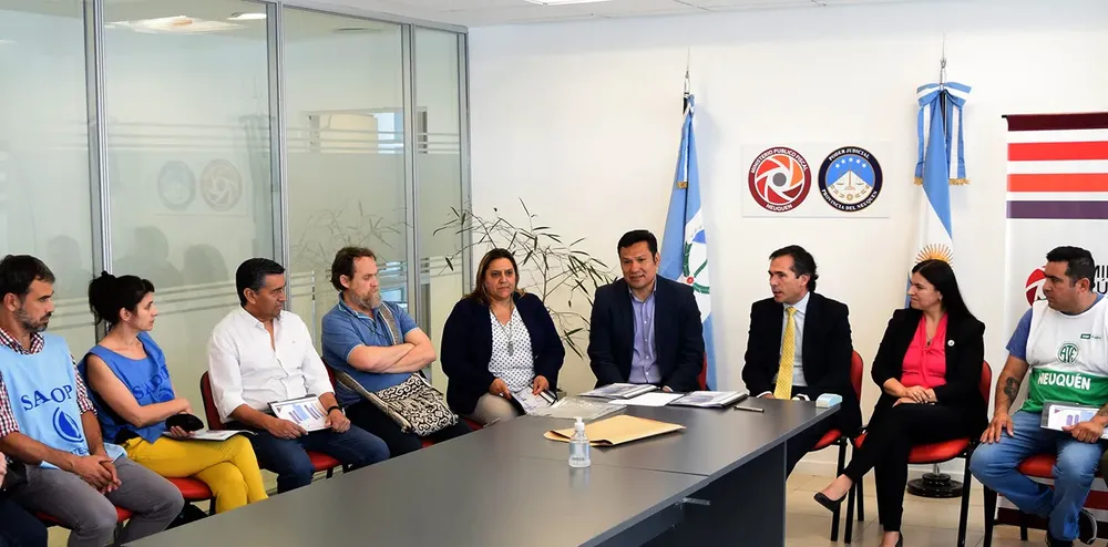 Web...Abordaje-integral-define-procedimiento-ante-posibles-abusos-en-el-ambito-escolar-1