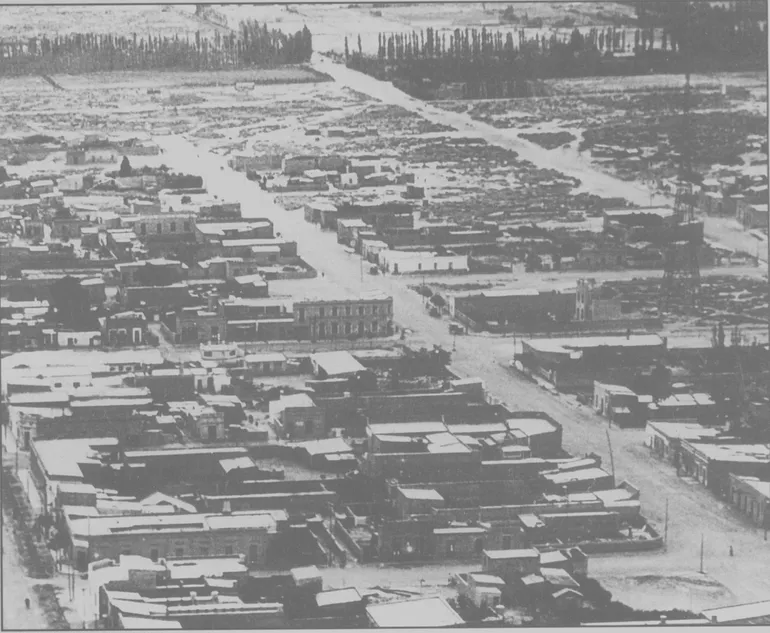 vista-aerea-la-av-olascoaga-revista-x-siempre-nqn-12-9-1998jpg