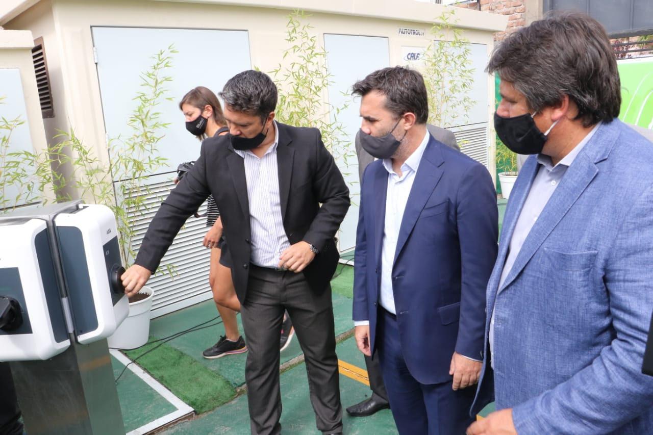 Estación de carga de autos eléctricos