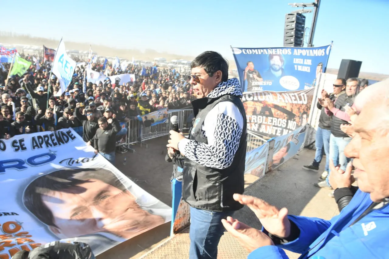 e2736ad8-d19c-4aff-b3da-4e34929cc130