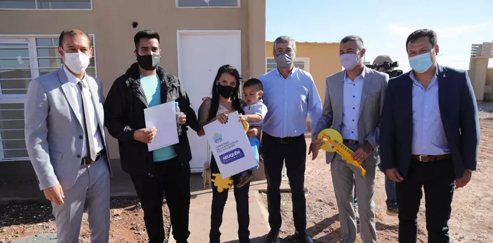 web-ENTREGA-DE-VIVIENDAS-AÑELO-02-3