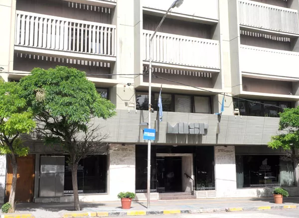 ministerio-de-Economía-y-Obras-Pública