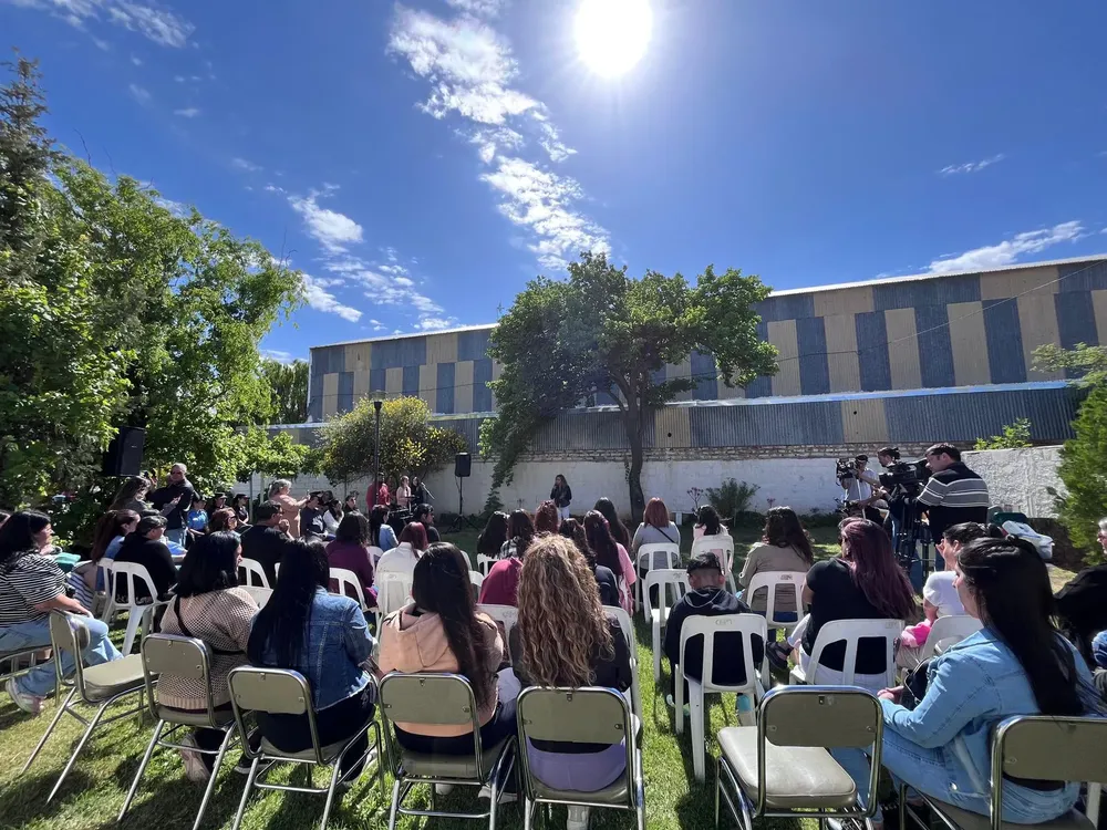 WhatsApp Image 2025-11-06 at 09.17.07