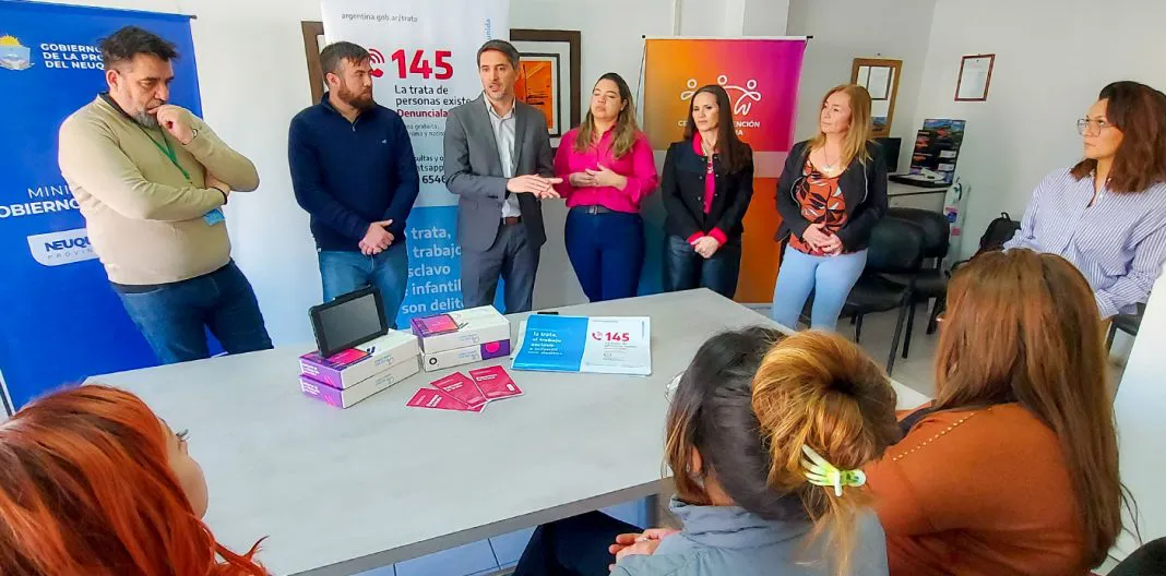 web-Entrega-de-tablets-CAV-NACION-23-1068x528