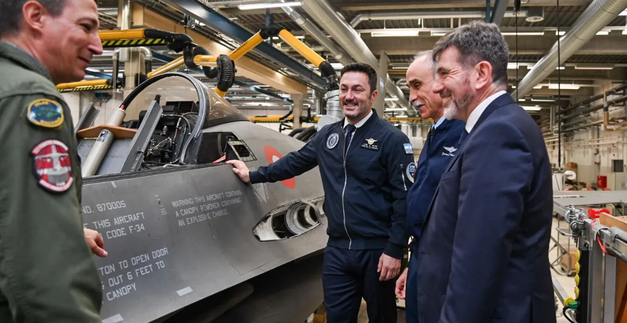 Opera Captura de pantalla_2025-10-23_201926_agendamalvinas.com.ar