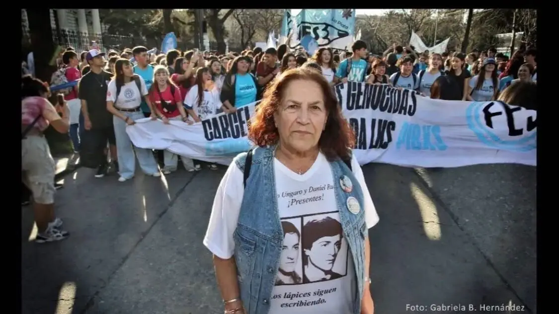 marta-ungaro-marcha-la-noche-de-los-lapices-horacio-ungaro-jpeg