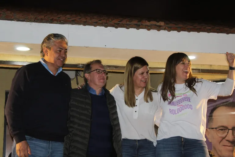 acto-comunidad-rolando-figueroa-plottier