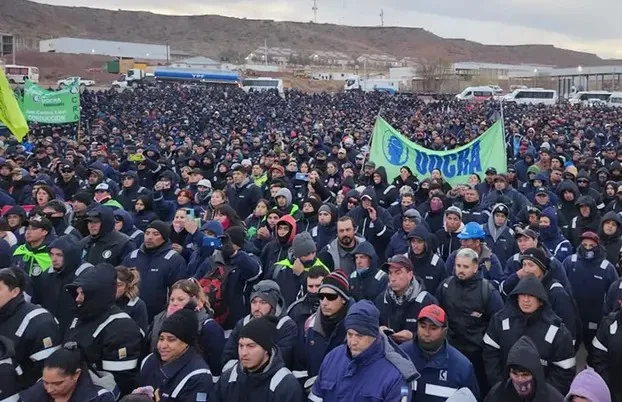 uocra-asamblea-aneloj