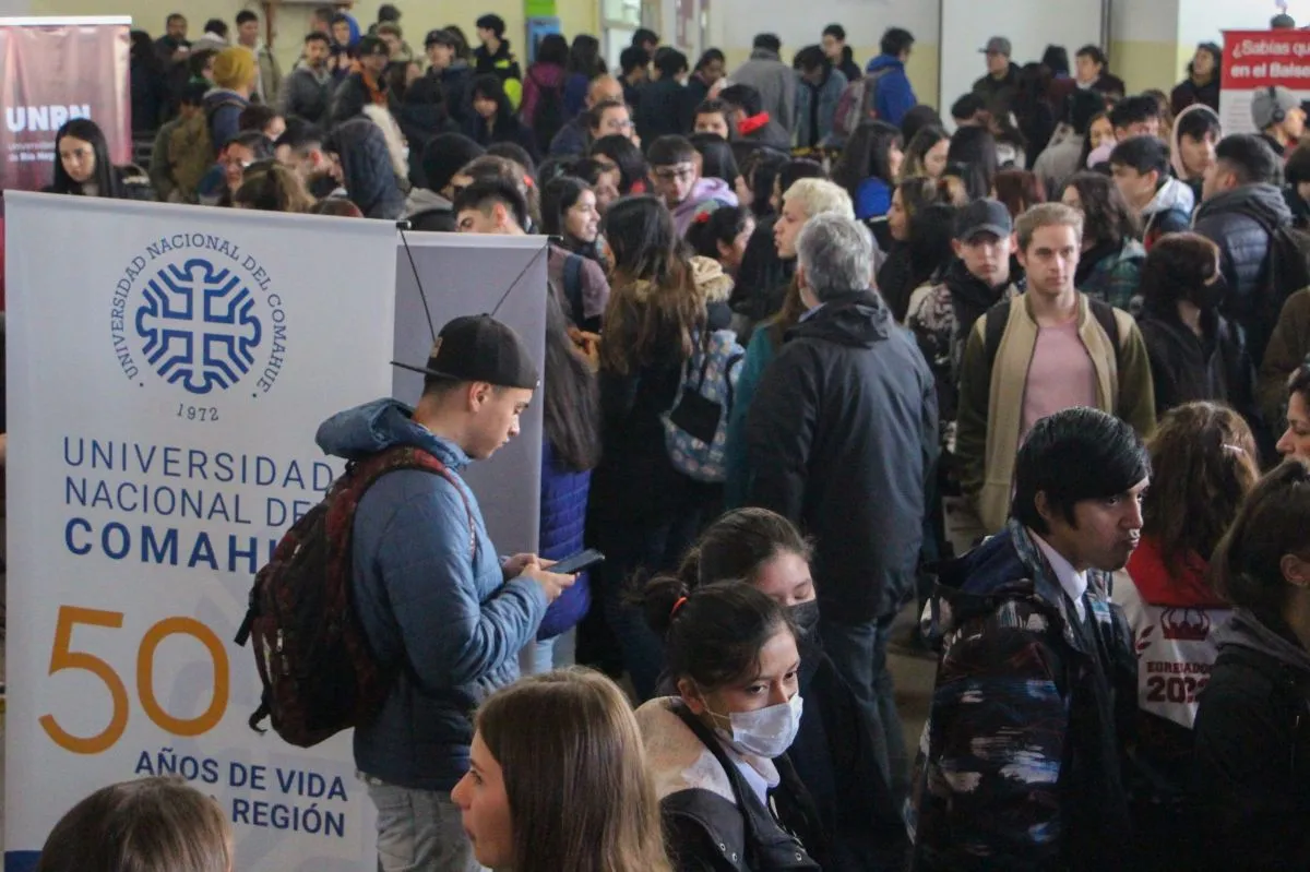 UNCO Estudiantes