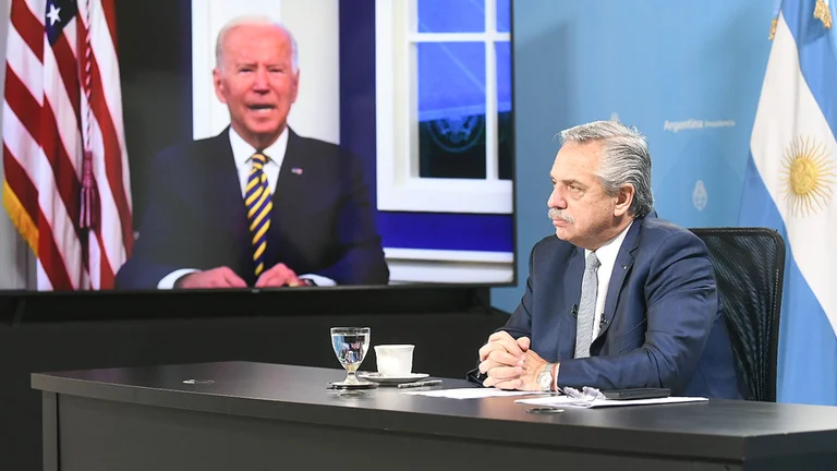 Fernández Biden