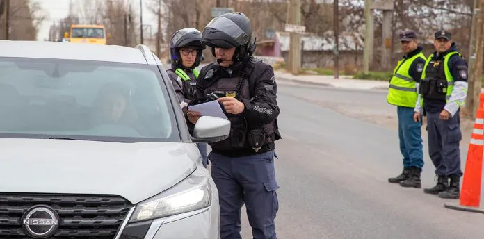 web-Policia-turistica-4174-696x344-1
