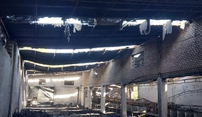 incendio-galpon-brevi-6jpg