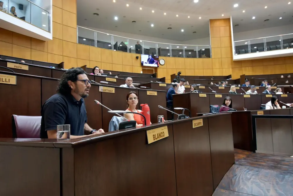 WhatsApp Image 2025-11-12 at 15.49.21