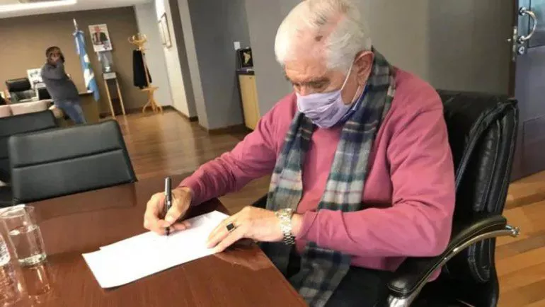 guillermo-pereyra-firma-halliburton
