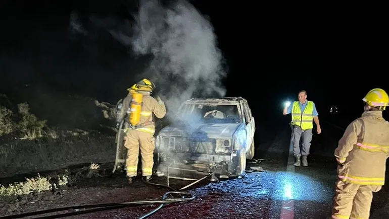 auto-incendiado-picun-leufujpg