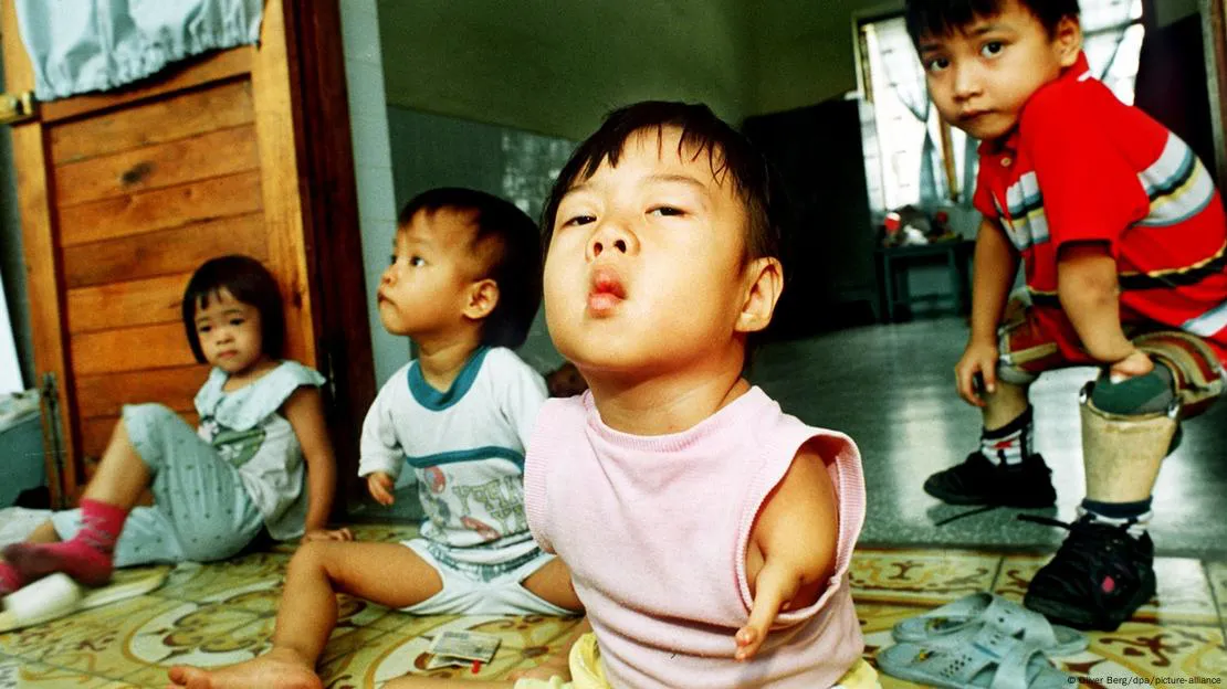 efectos del agente naranja