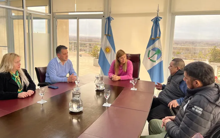 recorte-correo-argentino-neuquen