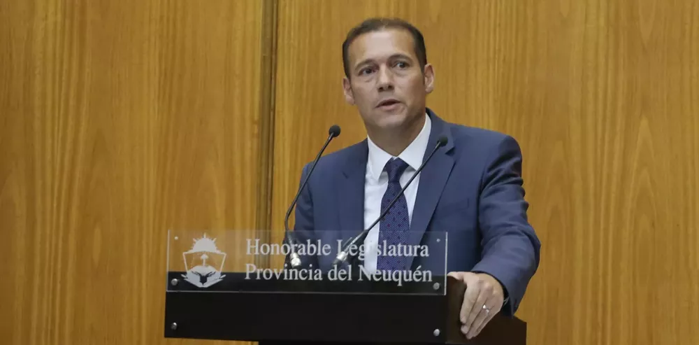 DISCURSO-OMAR-GUTIERREZ-EN-LEGISLATURA