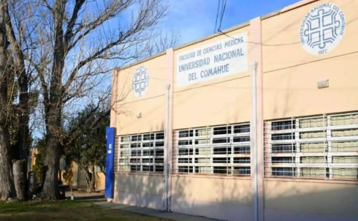 68baf88c6aa91_700_432!