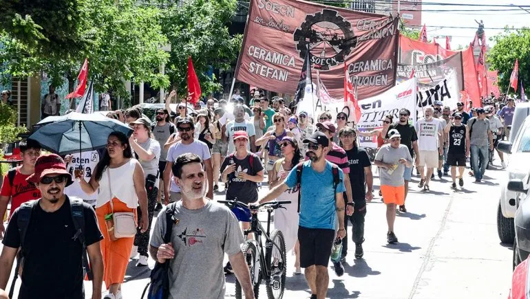 marcha-contra-dnu-4jpg