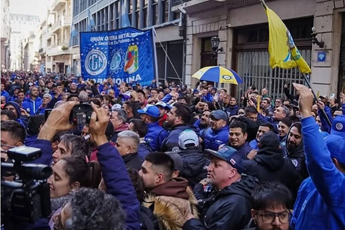 ABRAZO-UOM-4