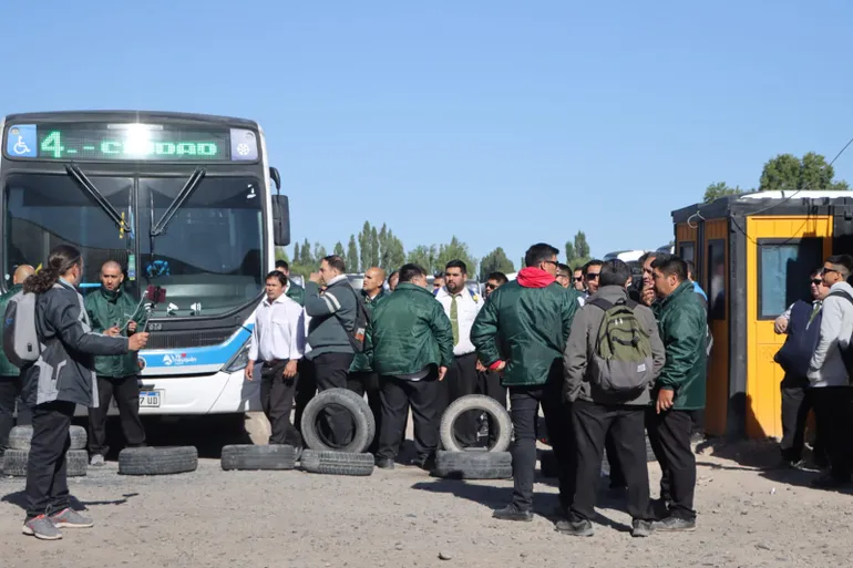 colectivos-uta-base-bloqueo