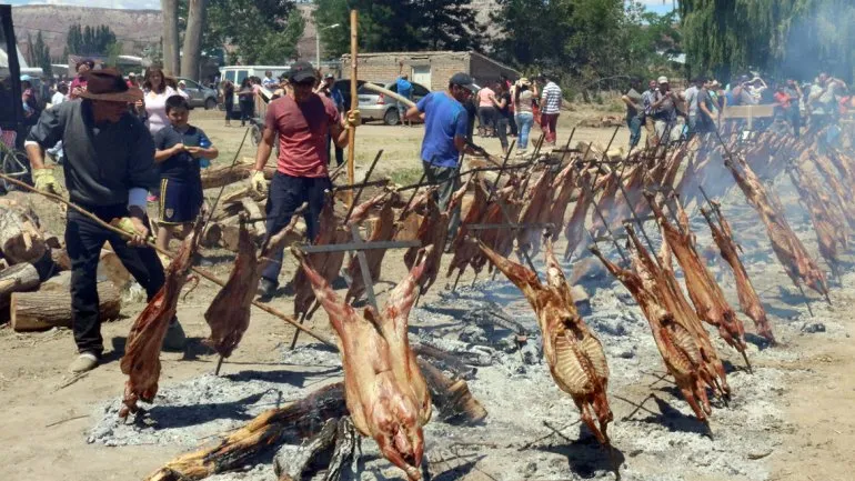 la-fiesta-nacional-del-chivito-se-realizara-del-8-al-10-diciembre