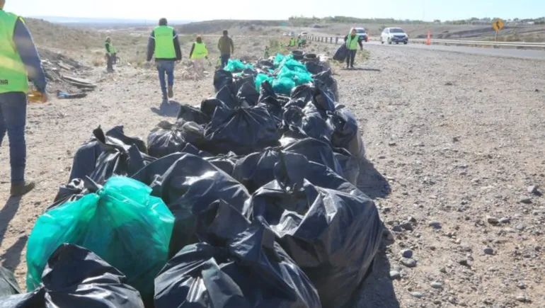 mega-operativo-limpieza-autovia-norte (2)