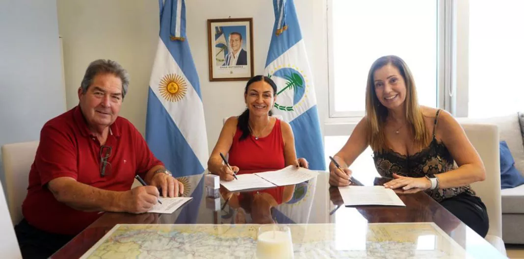 Web...firma-convenio-para-realizar-campanas-de-atencion-oftalmologica-1068x528