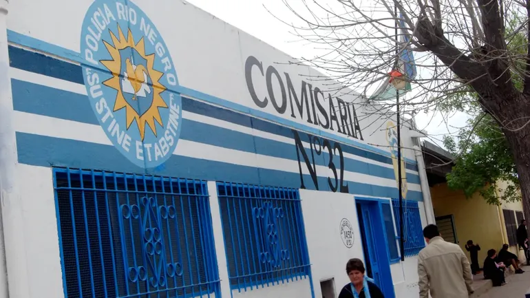 los-agentes-la-comisaria-n32-participaron-el-allanamiento-el-marco-la-causa-tenencia-material-abuso-sexual-infantil