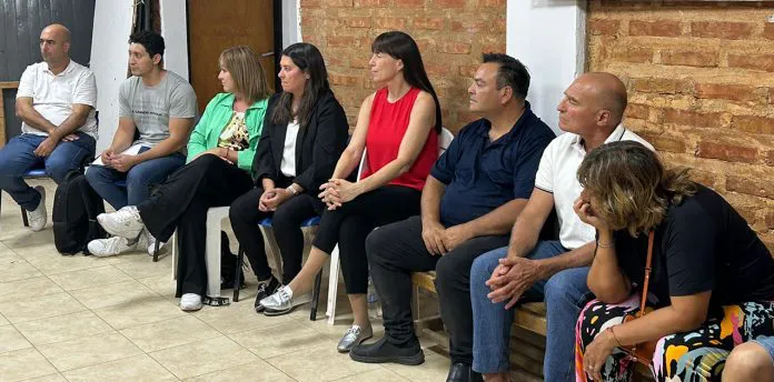 WEB-Reuniones-en-comisiones-vecinales-1-696x344