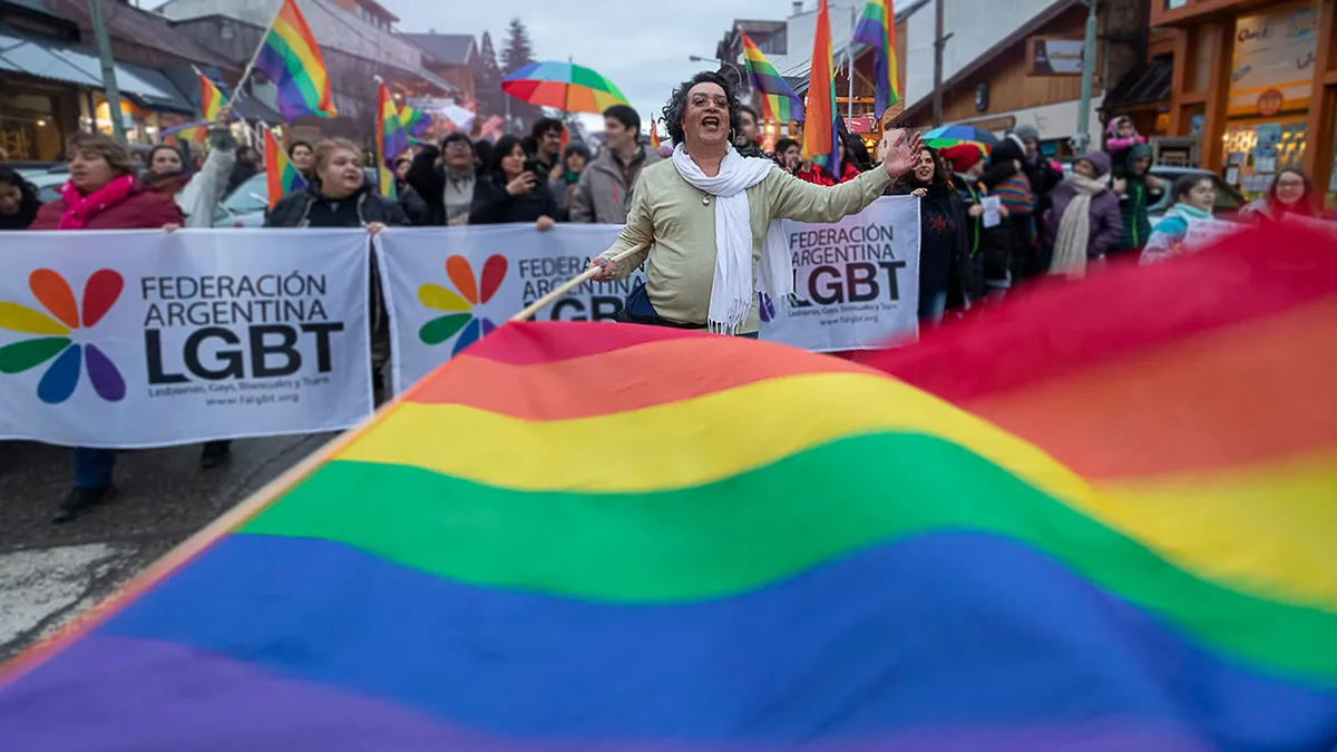 primer-marcha-lgbt-en-san-martin-de-los-andes