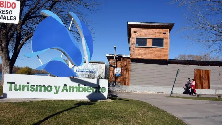 sfp-turismo-y-ambiente-guardavidas-2jpg