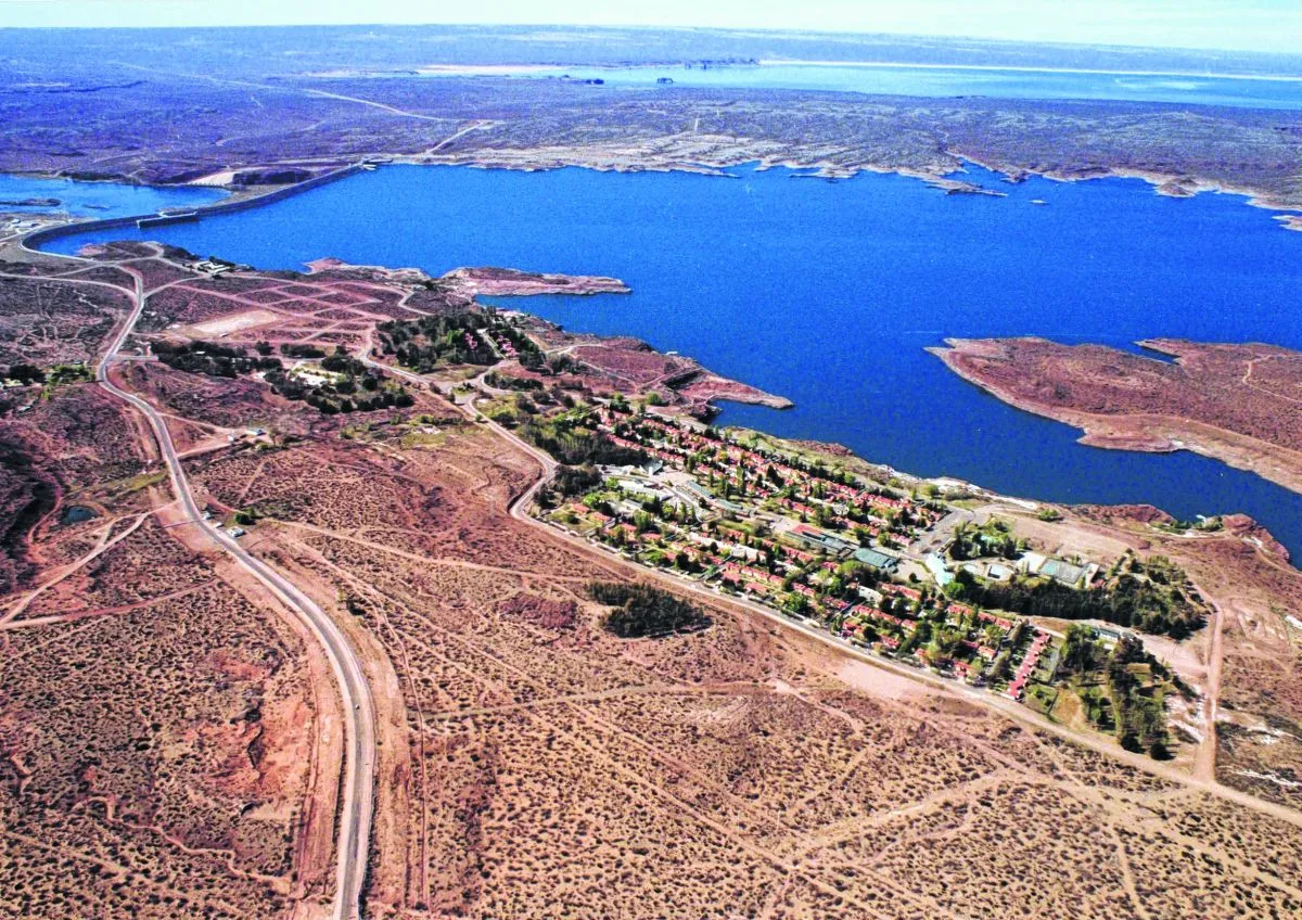 VILLA-EL-CHOCON-VISTA-AEREA