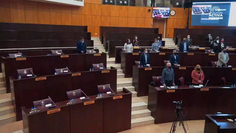 legislatura-tratamiento-endeudamiento-sesion-especial-0807