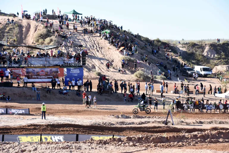 am-motocross-mx1-8jpg