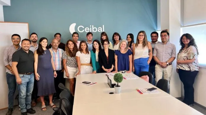 Reunion-CEIBAL-Uruguay-696x391