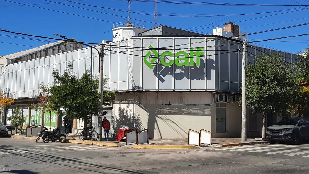 fachada-calf
