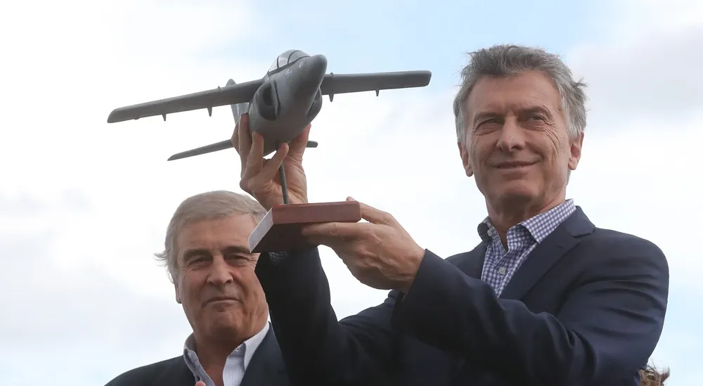 Macri_PampaIII_slider