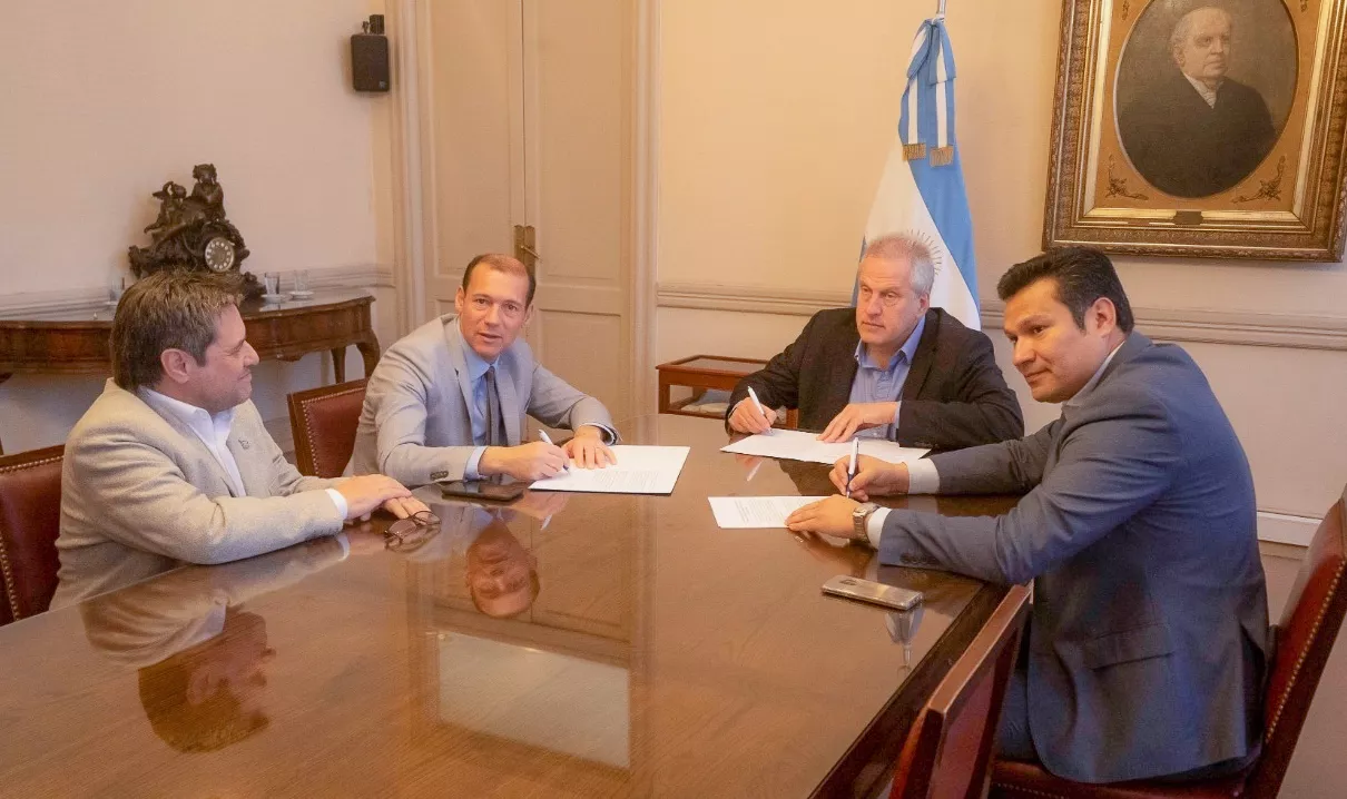 Firma convenio EPET 25 (1)