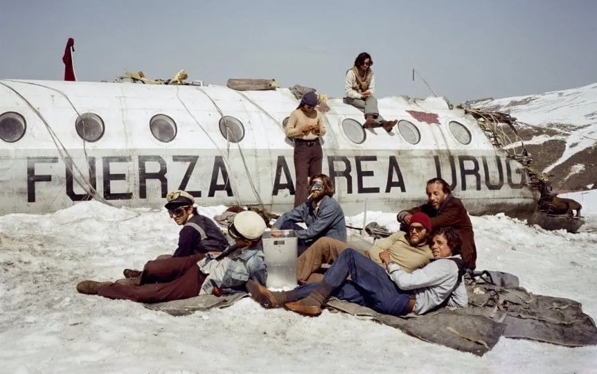 la-sociedad-de-la-nieve_w862