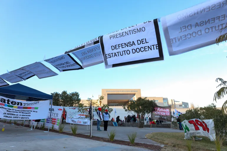 legislatura-incentivo-docente1