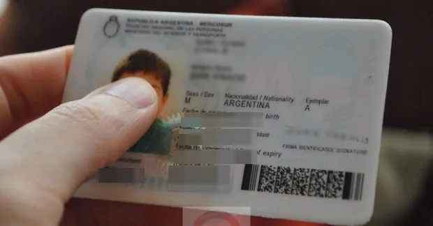09_DNI