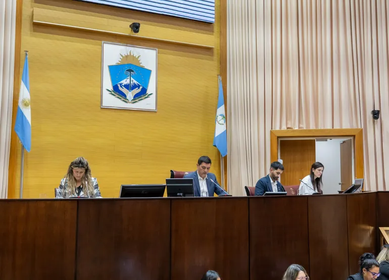 aprueban-ley-ministeriosjpg